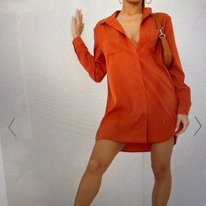 Pretty Little Thing oversized orange button down brand new never worn! Size 4